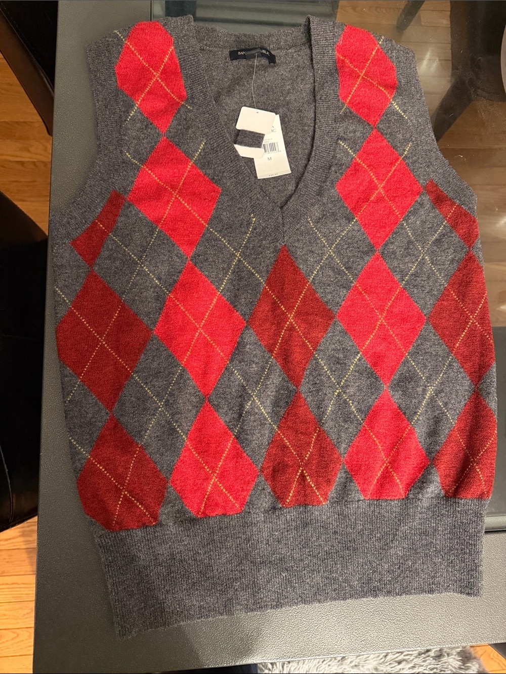 Banana Republic Gray with Red Argyle V-Neck Sweater Vest